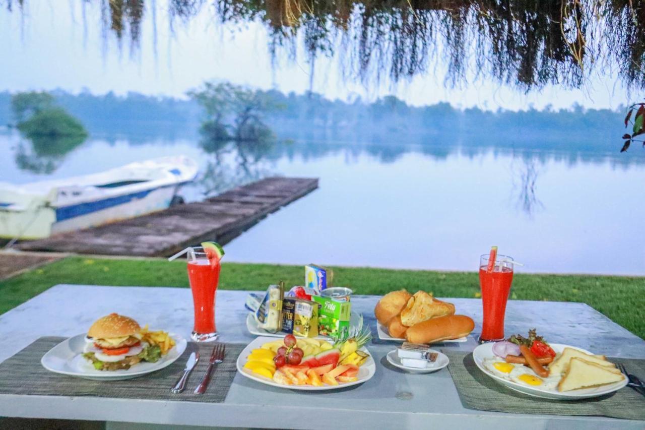 Bentota River Villa Esterno foto