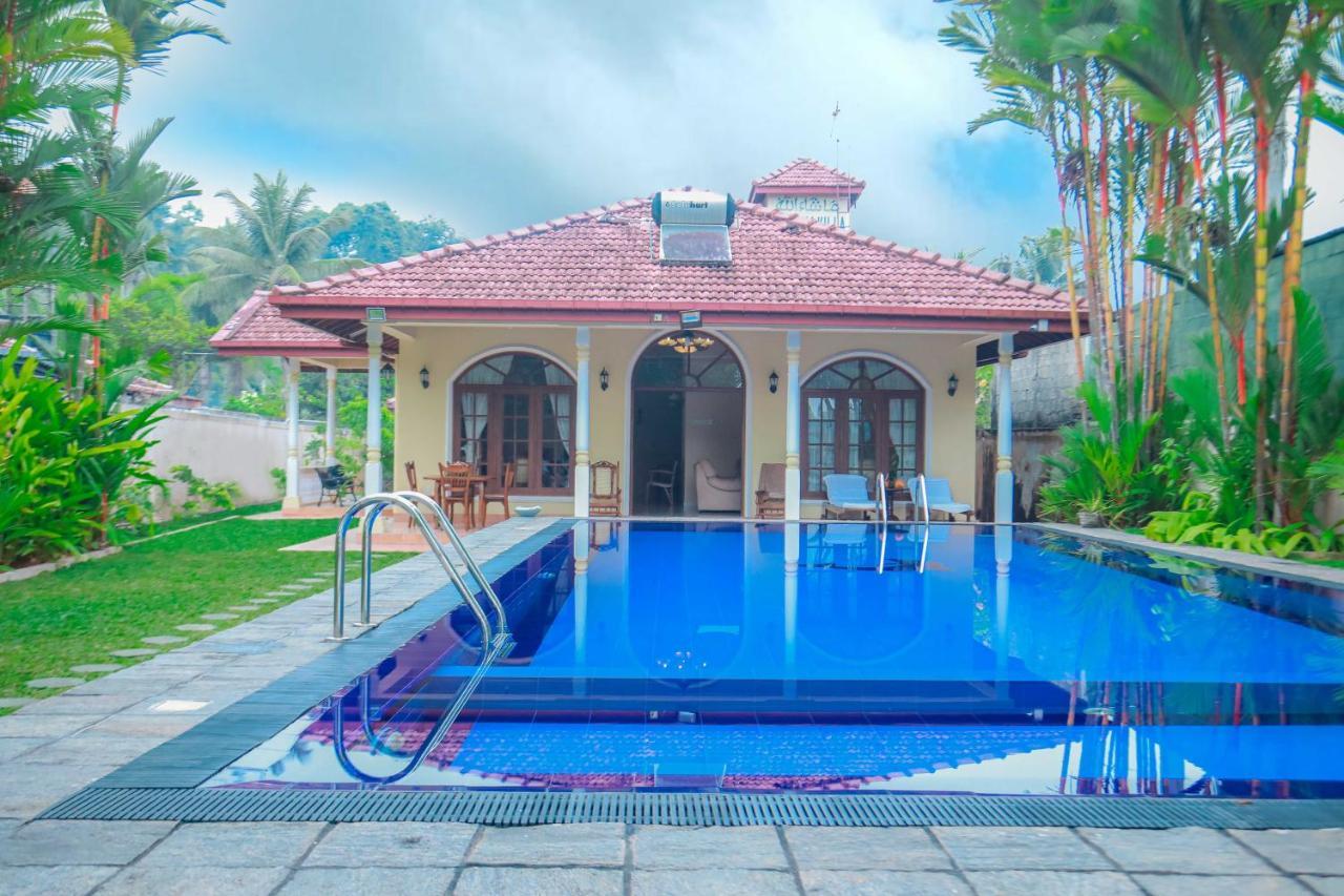 Bentota River Villa Esterno foto