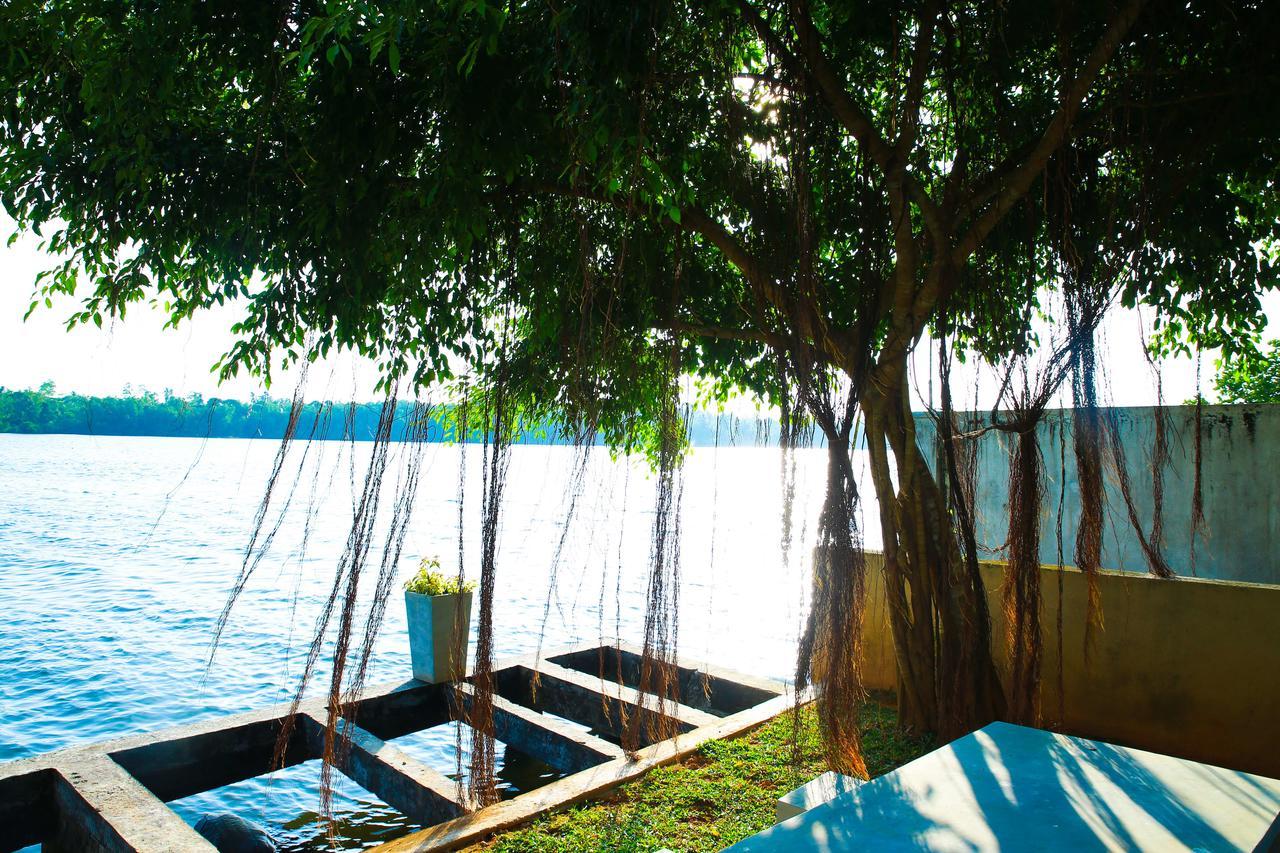 Bentota River Villa Esterno foto