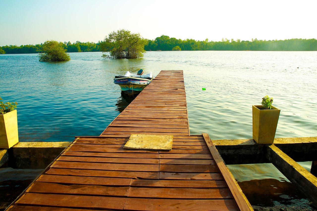 Bentota River Villa Esterno foto