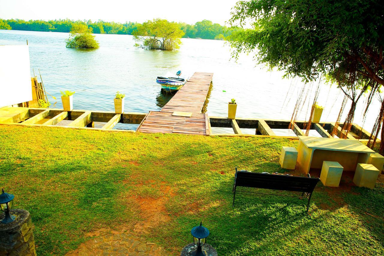 Bentota River Villa Esterno foto