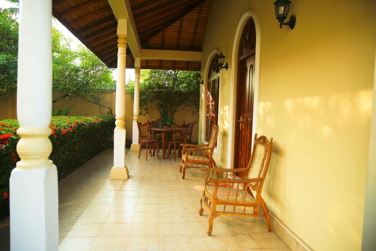 Bentota River Villa Esterno foto