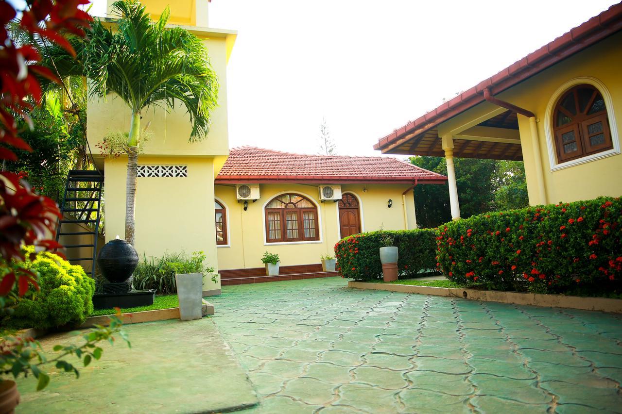 Bentota River Villa Esterno foto